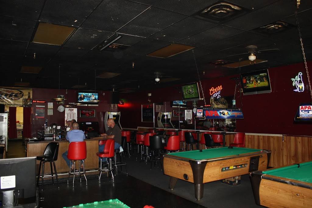 JCs Bar & Grill | restaurant | 3752 Ashley Phosphate Rd, Charleston, SC 29418, USA | 8437605754 OR +1 843-760-5754