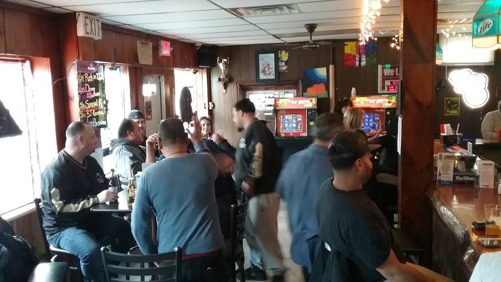 Colonial Cafe | restaurant | 550 Chicopee St, Chicopee, MA 01013, USA | 4135361935 OR +1 413-536-1935