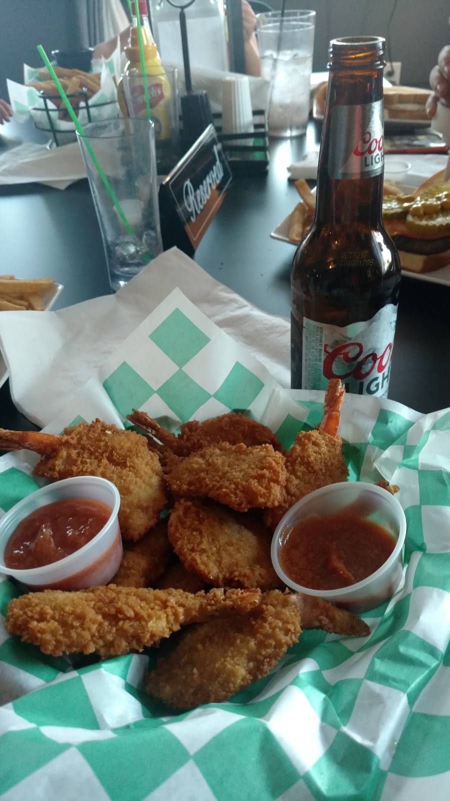 Green Diamond Junction | restaurant | 17001 IN-3, Eaton, IN 47338, USA | 7653963404 OR +1 765-396-3404