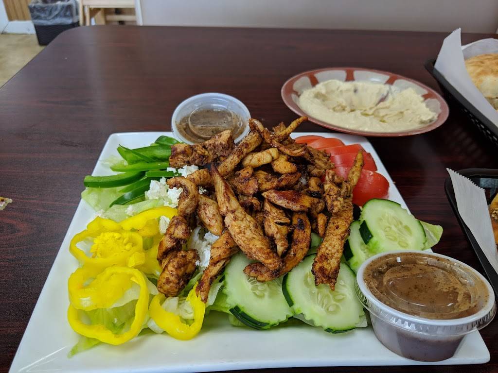 Chef Moussa - Mediterranean & American Cuisine | restaurant | 201 E Lake Ave, Peoria, IL 61614, USA | 3099664234 OR +1 309-966-4234