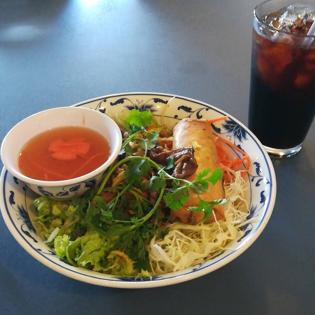 Pho V & V Vietnamese Restaurant | restaurant | 5434 S Tacoma Way, Tacoma, WA 98409, USA | 2534756165 OR +1 253-475-6165