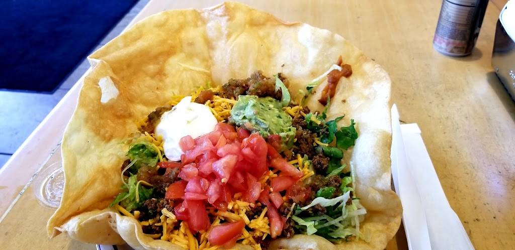 Toms Place Costa Mesa | restaurant | 799 W 17th St, Costa Mesa, CA 92627, USA | 9496469301 OR +1 949-646-9301