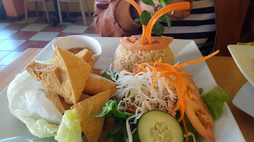 Lomita Thai Cafe | restaurant | 1733 Pacific Coast Hwy, Lomita, CA 90717, USA | 3105301443 OR +1 310-530-1443