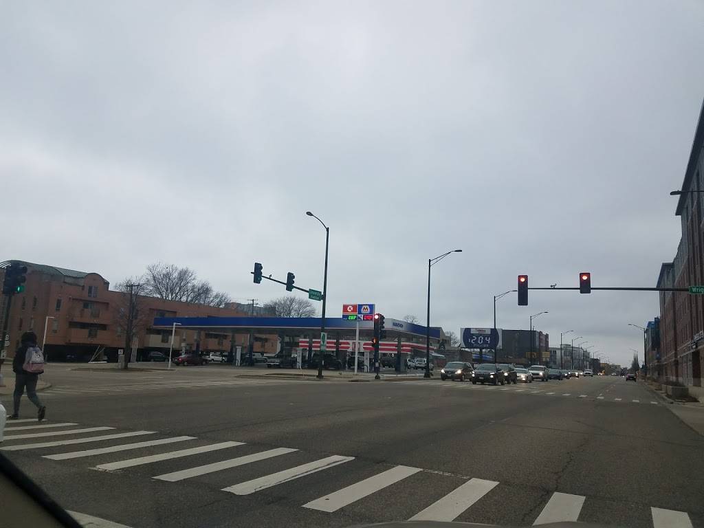 Circle K | meal takeaway | 609 E University Ave, Champaign, IL 61820, USA | 2173528762 OR +1 217-352-8762