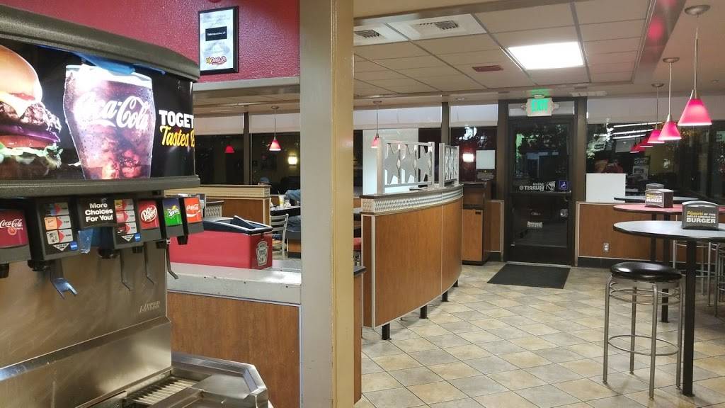 Carls Jr. Green Burrito | restaurant | 5000 El Camino Real, Los Altos, CA 94022, USA | 6509659002 OR +1 650-965-9002