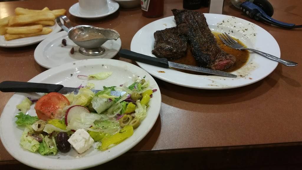 Dappers West Family Restaurant | restaurant | 980 W Lake St, Addison, IL 60101, USA | 6305432700 OR +1 630-543-2700