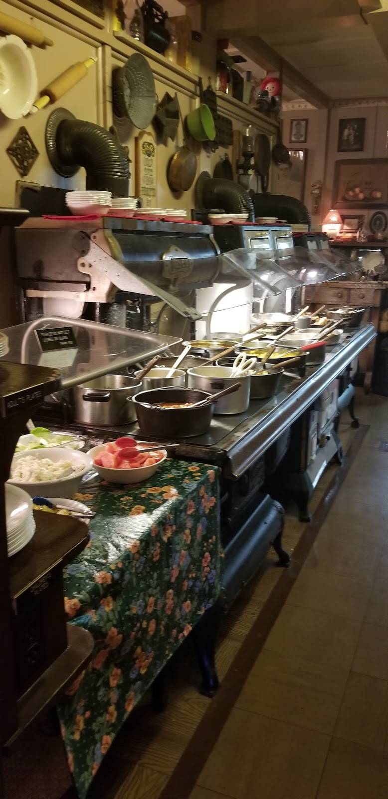 Farm House Restaurant | restaurant | 500 N Kings Hwy, Myrtle Beach, SC 29577, USA | 8434482743 OR +1 843-448-2743