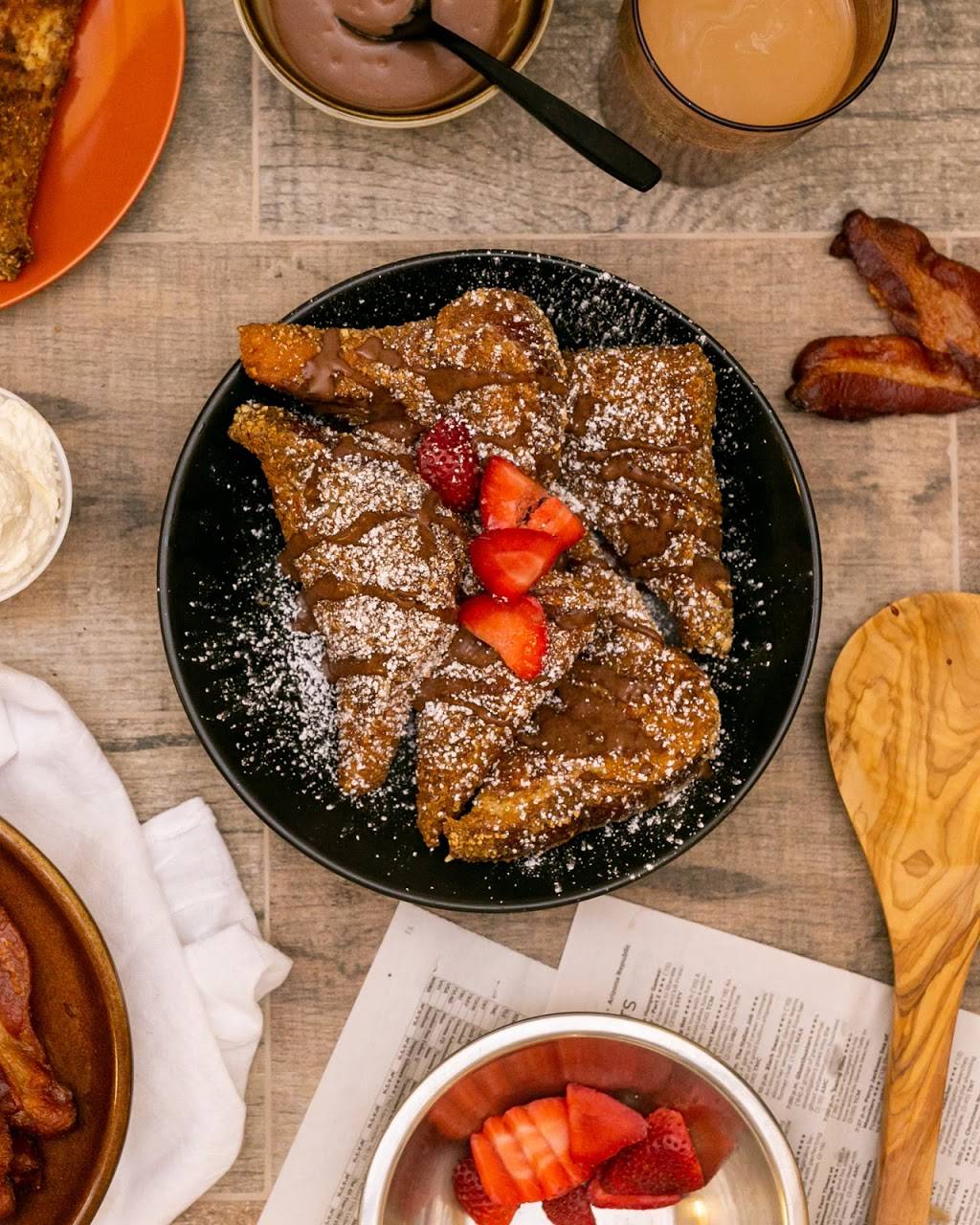 Sams Diner To Go | restaurant | 2601 S 24th St, Phoenix, AZ 85034, USA | 6026757267 OR +1 602-675-7267