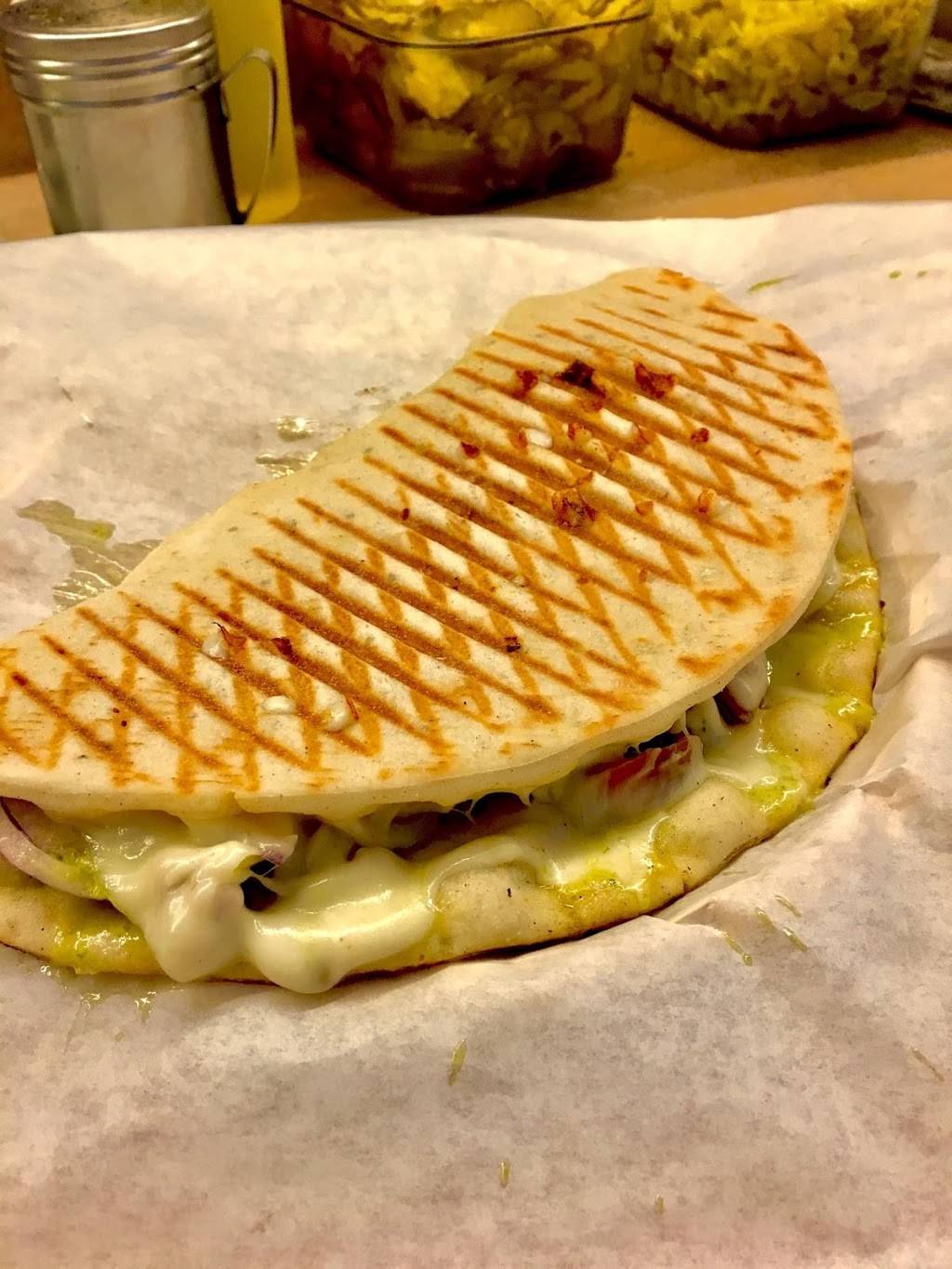 Konas on Nord | restaurant | 965 Nord Ave, Chico, CA 95926, USA | 5308941635 OR +1 530-894-1635