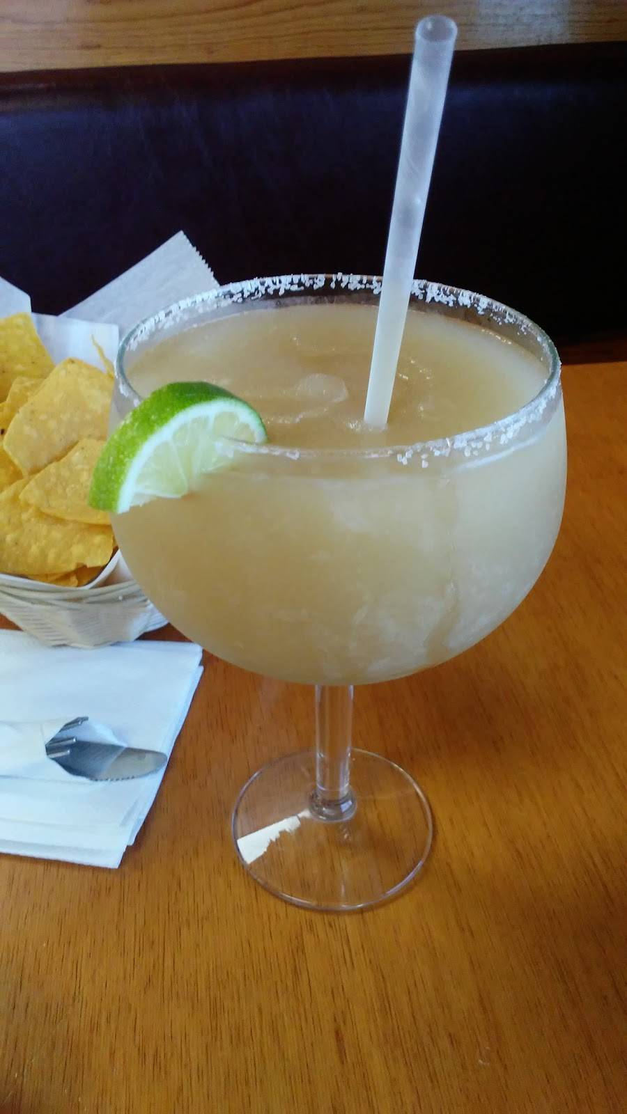 Los Pilares Mexican Restaurant | restaurant | 4791 Navy Rd, Millington, TN 38053, USA | 9018720878 OR +1 901-872-0878