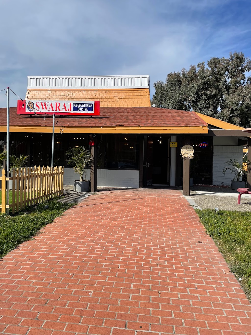 Swaraj India Restaurant | restaurant | 1855 El Camino Real, Santa Clara, CA 95050, USA | 4157471721 OR +1 415-747-1721