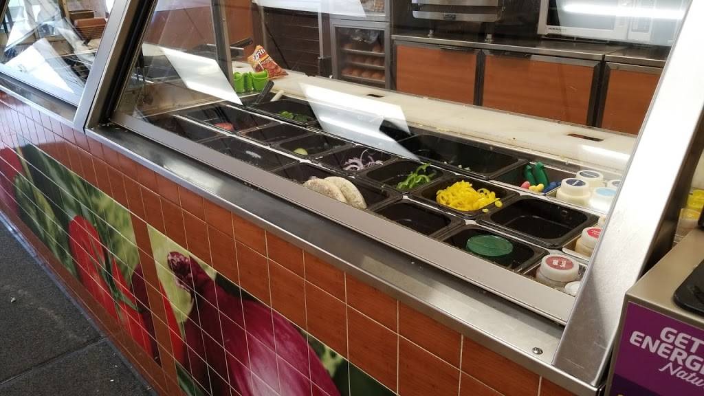Subway | restaurant | 1740 44th St SW #8, Wyoming, MI 49509, USA | 6165303950 OR +1 616-530-3950