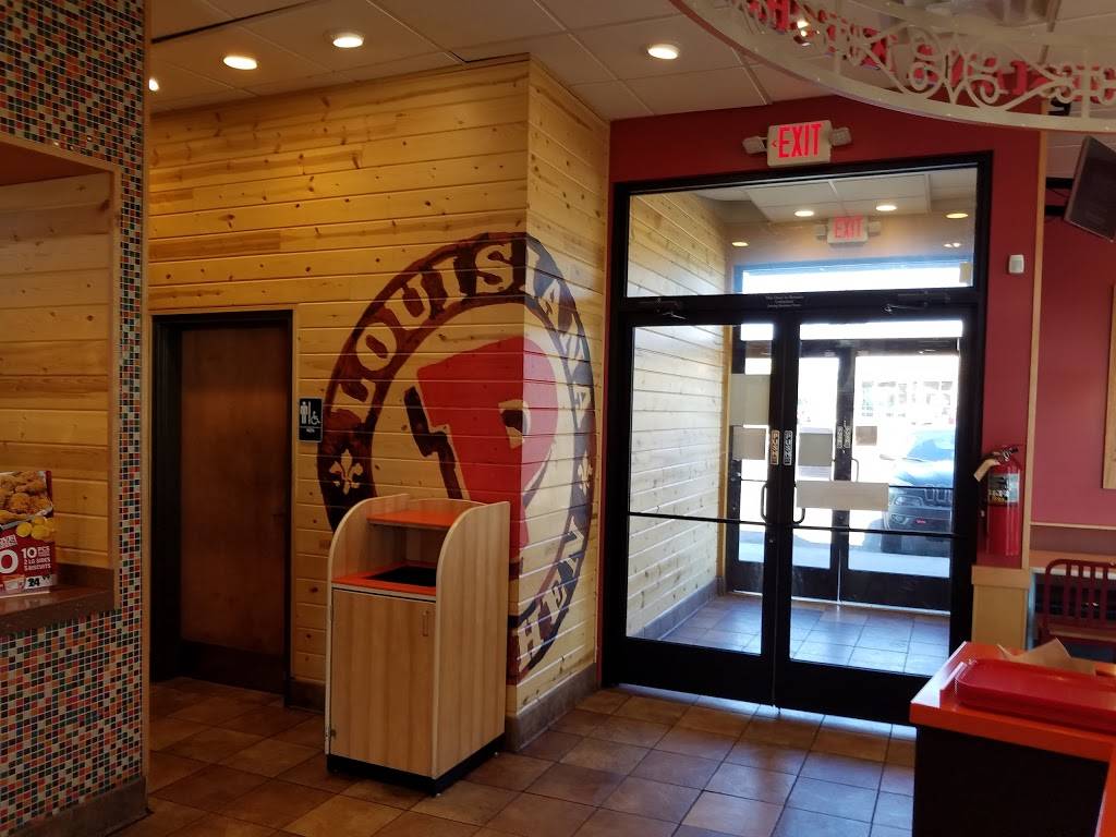 Popeyes Louisiana Kitchen | restaurant | 5045 Kipling St, Wheat Ridge, CO 80033, USA | 3039404842 OR +1 303-940-4842