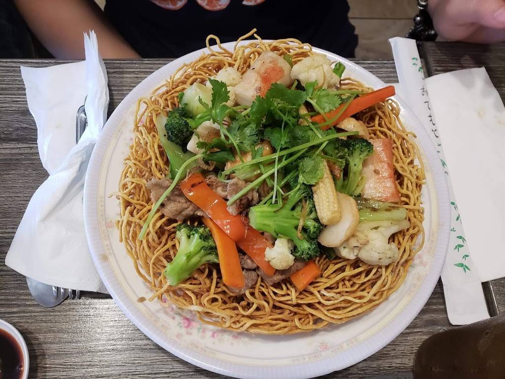 Thai Lai Restaurant | restaurant | 14221 Prairie Ave, Hawthorne, CA 90250, USA | 3109730819 OR +1 310-973-0819