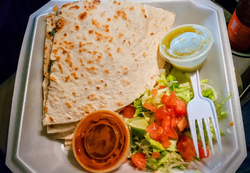 Burritos Julies | restaurant | 1720 Bridge Blvd SW #104, Albuquerque, NM 87105, USA | 5052614668 OR +1 505-261-4668