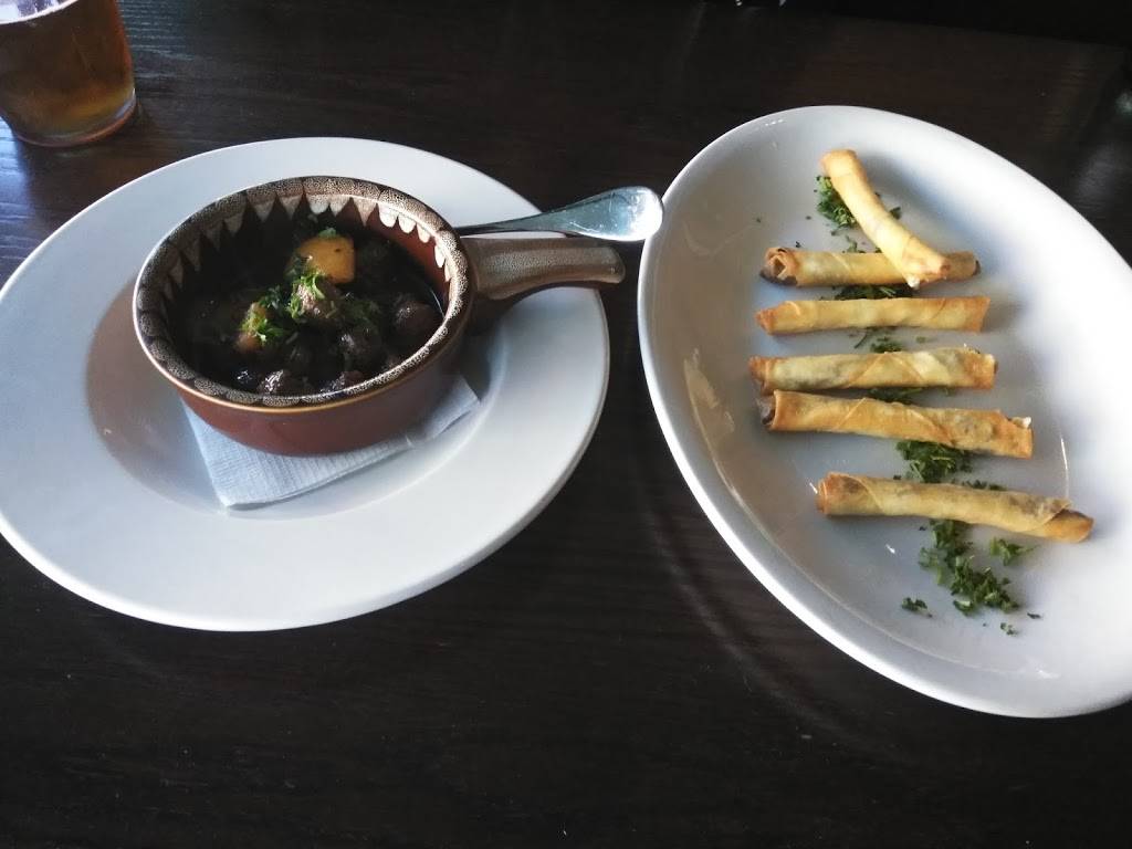 Le George Mediterranean Bar & Bistro | restaurant | 124 E Main St, Northville, MI 48167, USA | 2489242016 OR +1 248-924-2016