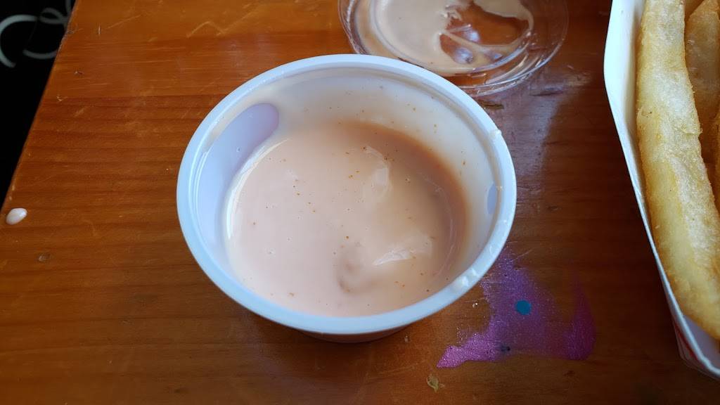 Iceberg Drive Inn | restaurant | 1757 W State St, Pleasant Grove, UT 84062, USA | 8018992296 OR +1 801-899-2296