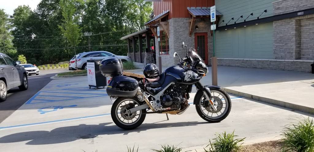 Slice Pizza & Brewhouse | restaurant | 3104 Timberlake Dr, Vestavia Hills, AL 35243, USA | 2055575423 OR +1 205-557-5423