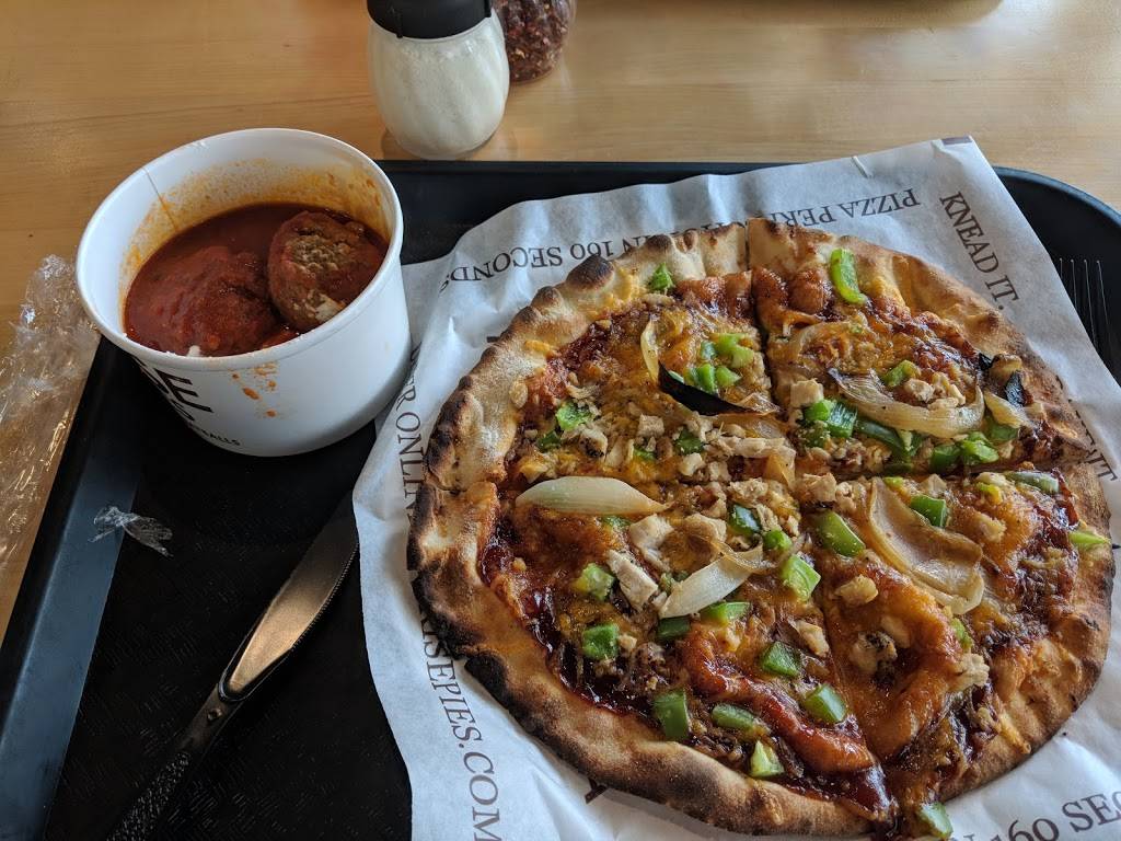 Rise Pie | restaurant | 1650 Premium Outlet Blvd, Aurora, IL 60502, USA | 6304998810 OR +1 630-499-8810