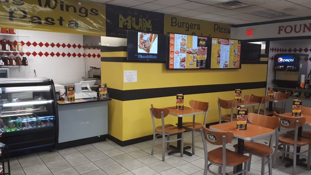 Muncheese colonial heights | restaurant | 17200 Jefferson Davis Hwy, Colonial Heights, VA 23834, USA | 8046619678 OR +1 804-661-9678