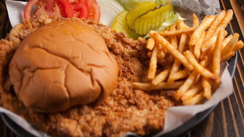 The Buffalo Tavern | restaurant | 2016 S Main St, Burlington, IA 52601, USA | 3197544338 OR +1 319-754-4338