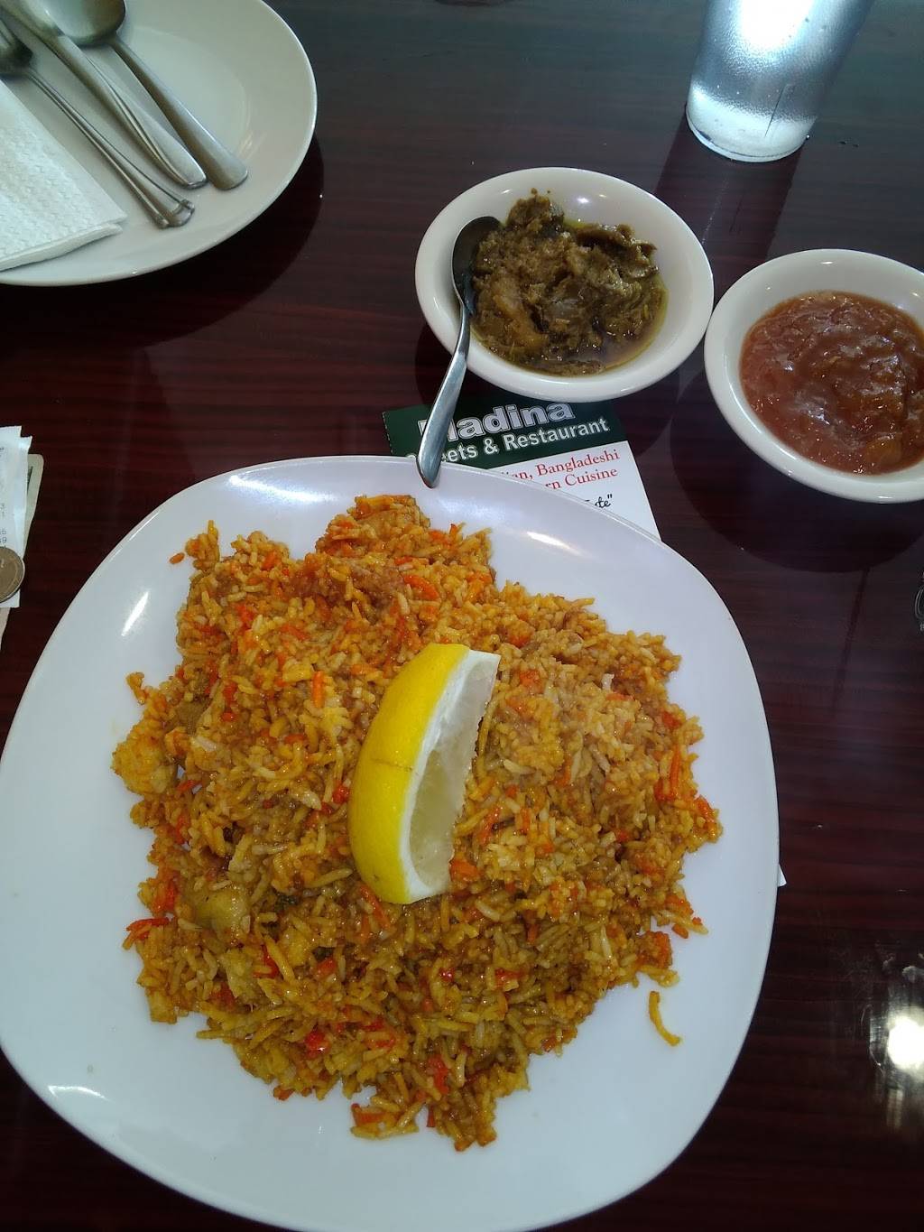 Madina Sweets And Restaurant | restaurant | 295 Central Ave, Albany, NY 12206, USA | 5184499000 OR +1 518-449-9000