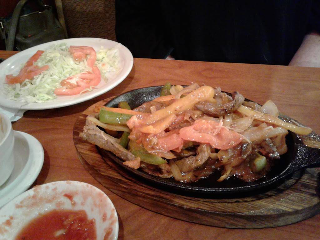 San Pedros Mexican Restaurant | restaurant | 1239 W 37th Ave, Hobart, IN 46342, USA | 2199474449 OR +1 219-947-4449