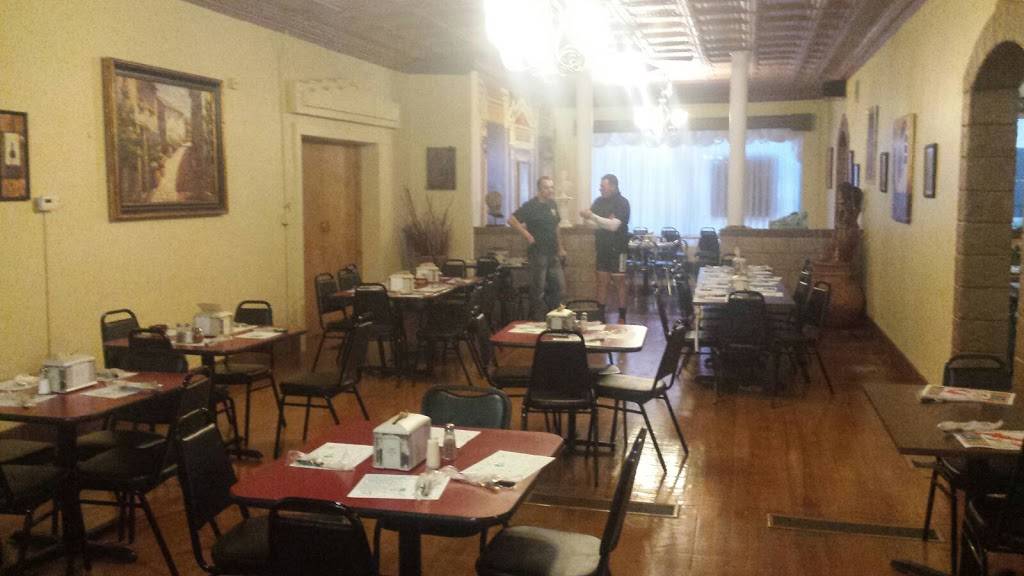 Renos | restaurant | 518 N Side Square, Carlinville, IL 62626, USA | 2178546655 OR +1 217-854-6655