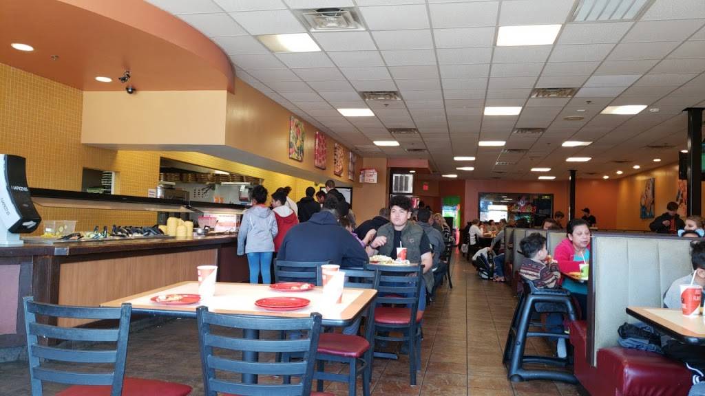 Cicis | restaurant | 1859 Carl D. Silver Parkway, Fredericksburg, VA 22401, USA | 5405483977 OR +1 540-548-3977