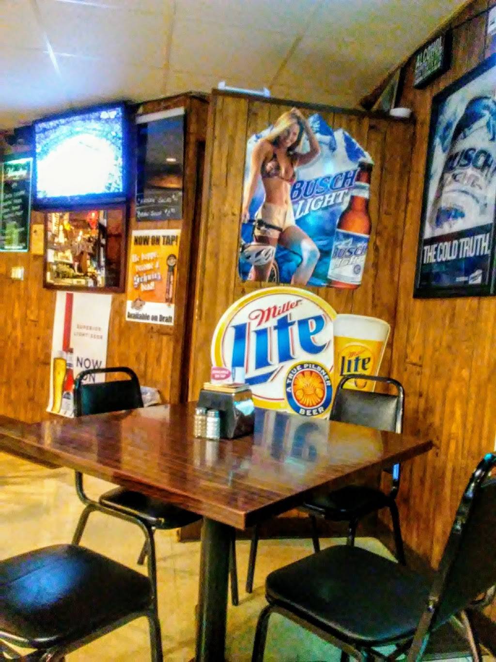 Mac-A-Doos & Out of Bounds | restaurant | 1163 Wernsing Rd, Jasper, IN 47546, USA | 8126347030 OR +1 812-634-7030