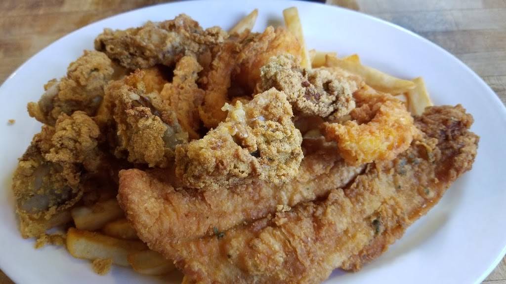 Baytown Seafood | restaurant | 14602 Woodforest Blvd, Houston, TX 77015, USA | 7134510593 OR +1 713-451-0593