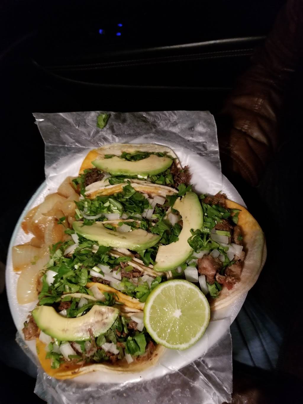 El Taconazoo | restaurant | 2813-2919 S Old Wire Rd, Rogers, AR 72758, USA | 4795865251 OR +1 479-586-5251