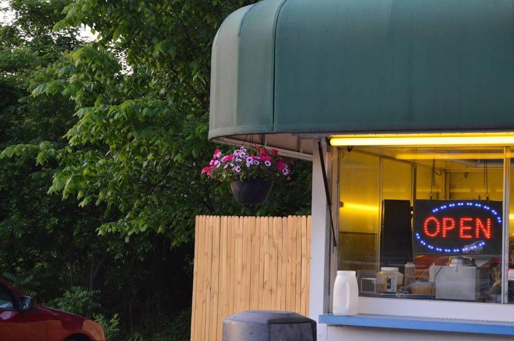 Apple House | restaurant | 4675 John Marshall Hwy, Linden, VA 22642, USA | 5406366329 OR +1 540-636-6329