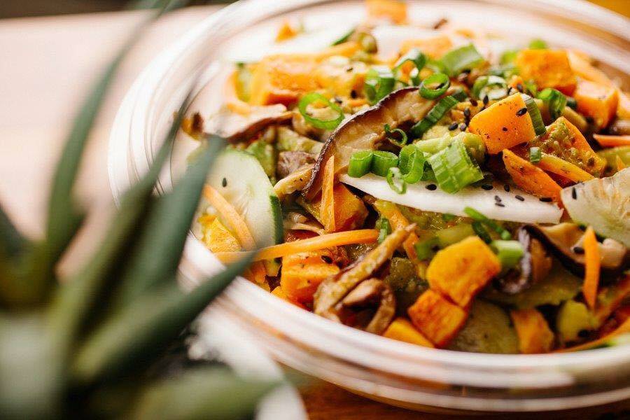 FreshFin Poké | restaurant | 240 N Lord St, Brookfield, WI 53045, USA | 2625056510 OR +1 262-505-6510