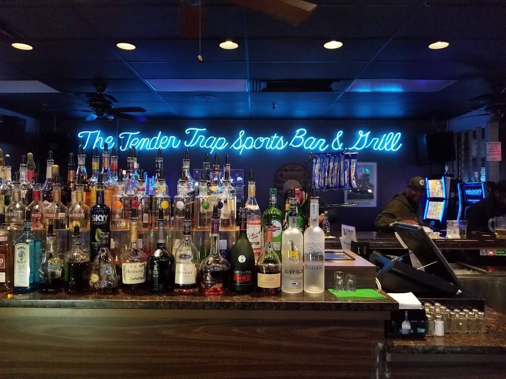 Tender Trap | restaurant | 109 N Halsted St, Chicago Heights, IL 60411, USA | 7087551134 OR +1 708-755-1134