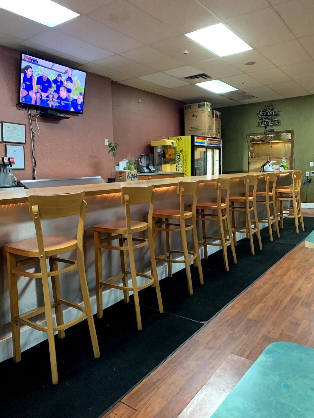 EST ES MUCHO PERRO RESTAURANT COLOMBIANO LATINO | restaurant | 11368 Miramar Pkwy, Miramar, FL 33025, USA | 7542633276 OR +1 754-263-3276