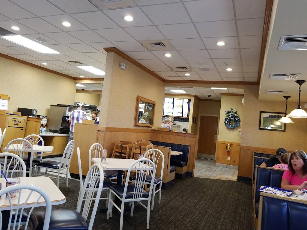 Culvers | restaurant | 2530 Woodlawn Rd, Lincoln, IL 62656, USA | 2177327300 OR +1 217-732-7300