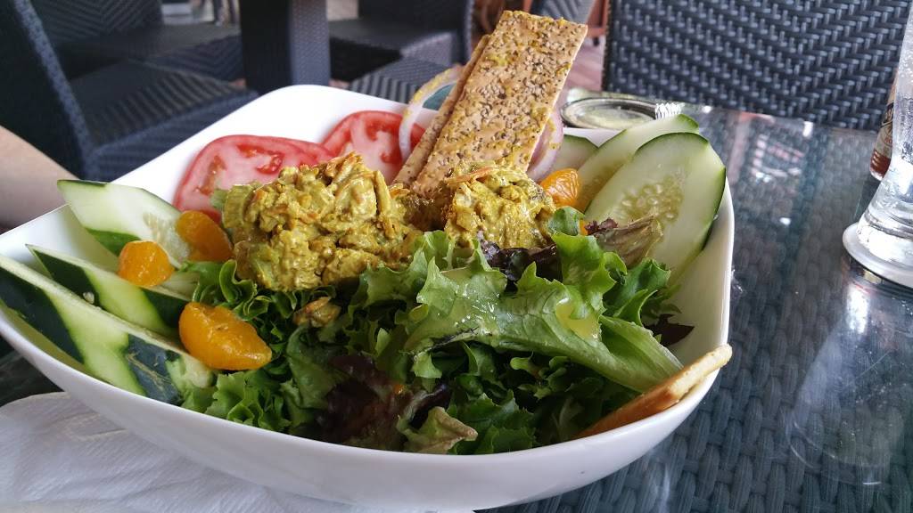 The Moon Under Water | restaurant | 332 Beach Dr NE, St. Petersburg, FL 33701, USA | 7278966160 OR +1 727-896-6160