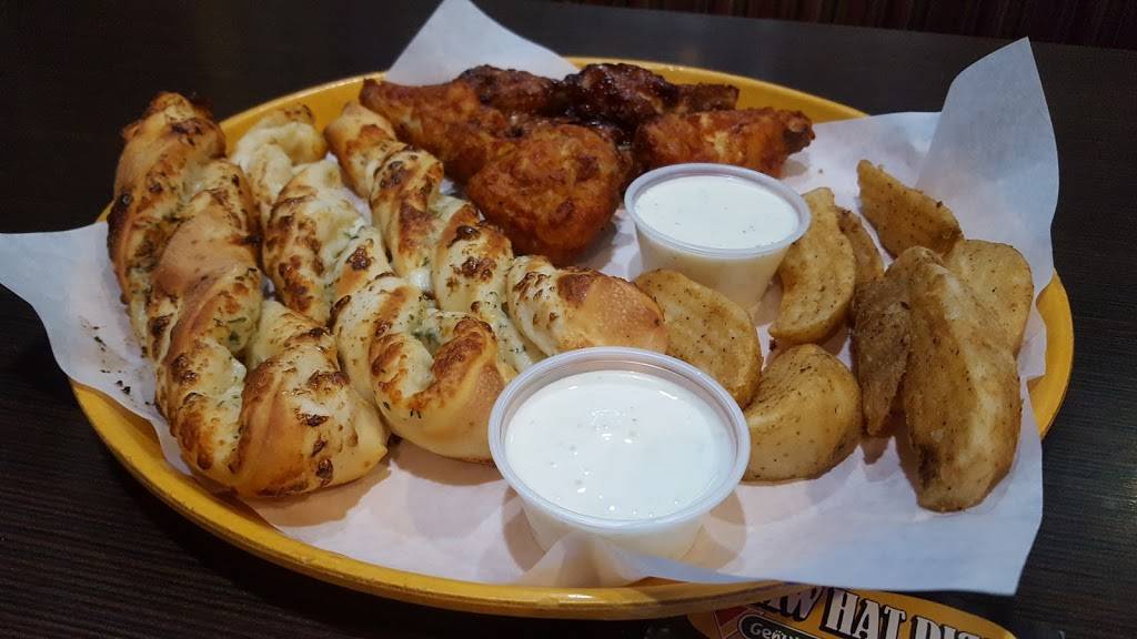 Straw Hat Pizza | meal delivery | 1653 Industrial Pkwy W, Hayward, CA 94544, USA | 5102650111 OR +1 510-265-0111