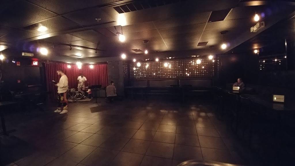 Vagabond | restaurant | 700 E Broad St, Richmond, VA 23219, USA | 8046432632 OR +1 804-643-2632