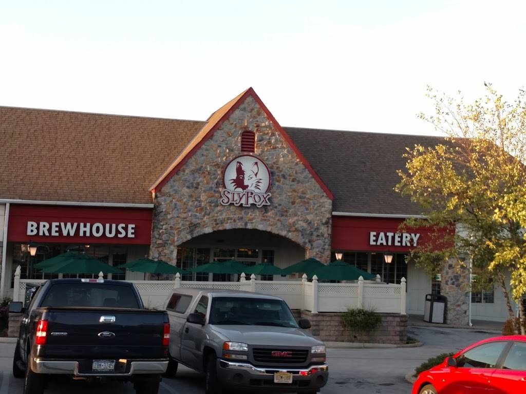 Sly Fox Brewhouse & Eatery | restaurant | 520 Kimberton Rd, Phoenixville, PA 19460, USA | 6109354540 OR +1 610-935-4540