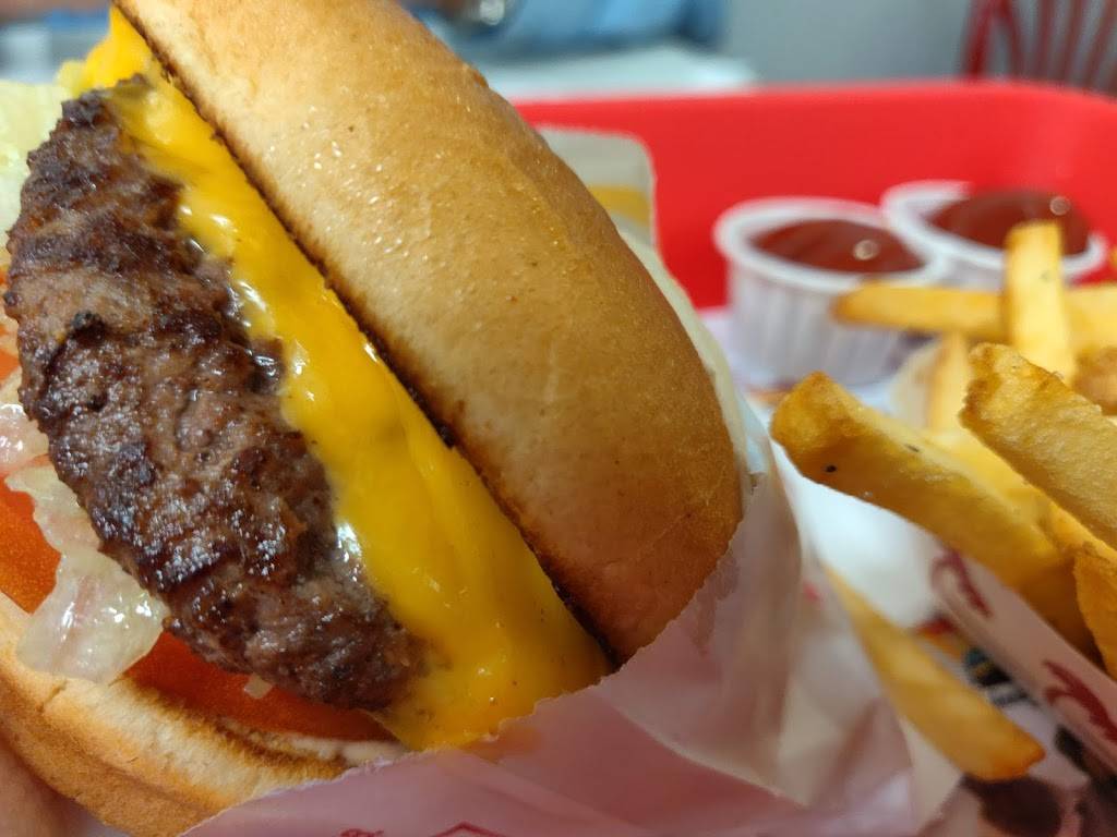 In-N-Out Burger | restaurant | 4515 Airport Blvd, Austin, TX 78751, USA | 8007861000 OR +1 800-786-1000
