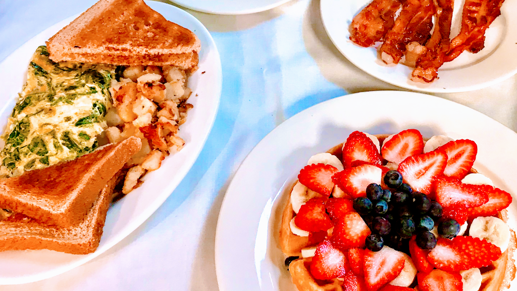 Riverside cafe and diner 260 Merrimac st Newburyport ma | restaurant | 260 Merrimac St, Newburyport, MA 01950, USA | 9782256999 OR +1 978-225-6999