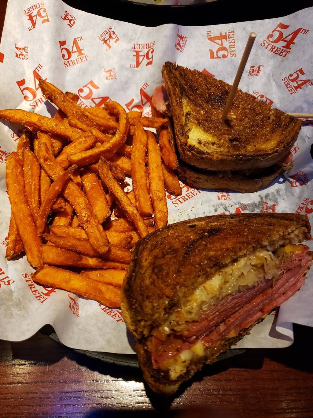 54th Street Restaurant & Drafthouse | restaurant | 5201 TX-121, The Colony, TX 75056, USA | 2144691054 OR +1 214-469-1054