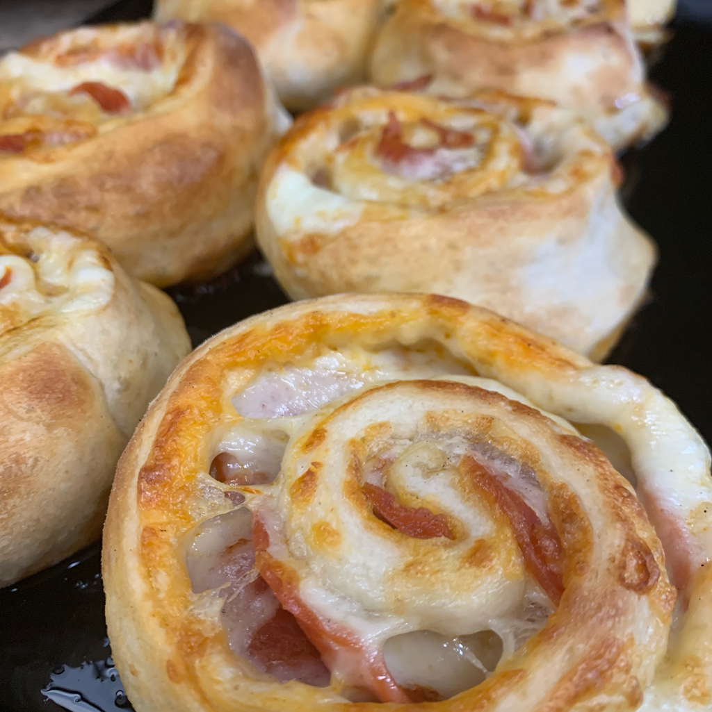 Enzo’s Pizza Of Garden City | meal delivery | 52 New Hyde Park Rd, Garden City, NY 11530, USA | 5166734466 OR +1 516-673-4466