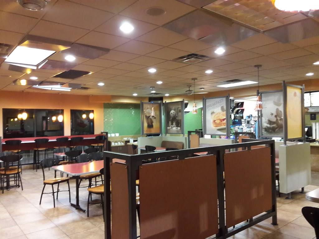 Jack in the Box | restaurant | 721 S R L Thornton Fwy, Dallas, TX 75203, USA | 2149485505 OR +1 214-948-5505