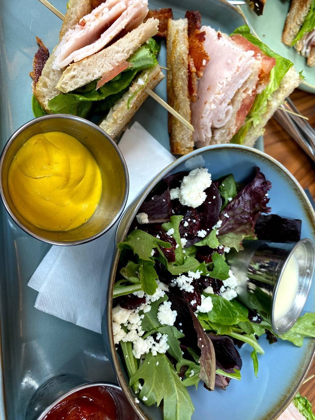 Adair Downtown | restaurant | 1000 Louisiana St, Houston, TX 77002, USA | 7135540006 OR +1 713-554-0006