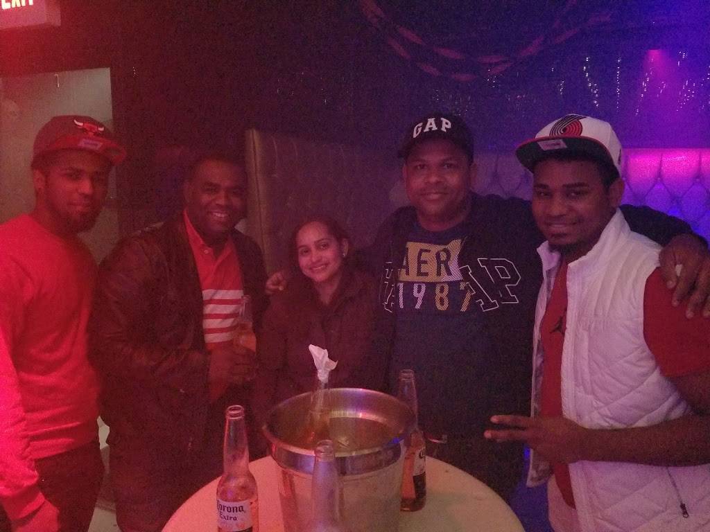 Makarena | restaurant | 150 Common St, Lawrence, MA 01840, USA | 9786551483 OR +1 978-655-1483