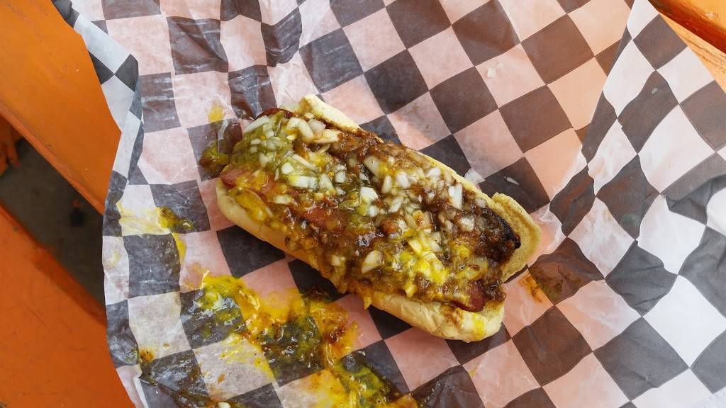 Weenie Beenie | restaurant | 2680 Shirlington Rd, Arlington, VA 22206, USA | 7036716661 OR +1 703-671-6661