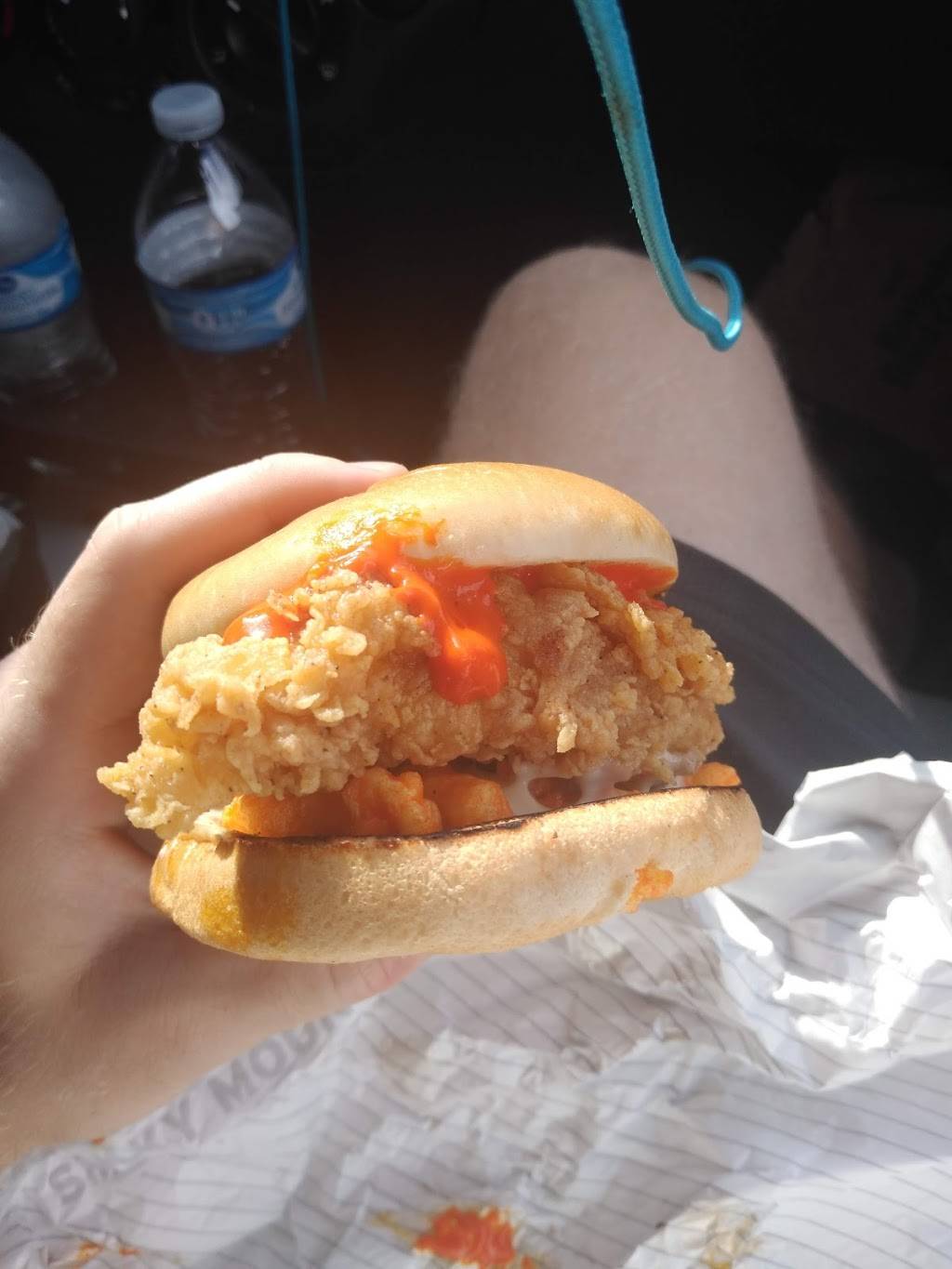 KFC | restaurant | 1068 E County Line Rd, Ridgeland, MS 39157, USA | 6019567635 OR +1 601-956-7635